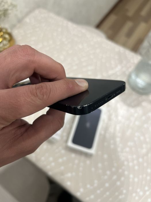 Продам Iphone 13 128gb