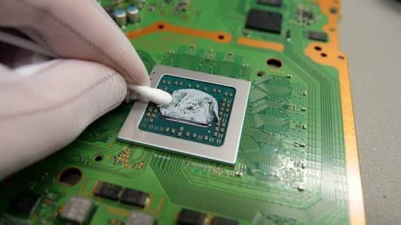 ps 4 ps 4slim ps4 pro  ovoz chiqarib ishlashni yoʻqotib tozalab berama