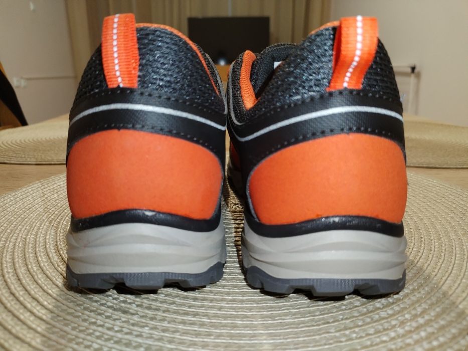 Непромокаеми обувки