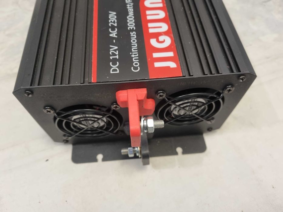 Jiguun 12v 3000W / 6000W pure sine inverter de pe Amazon germania