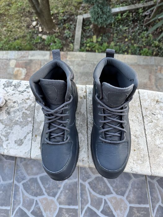 Дамски зимни обувки Nike Manoa Leather