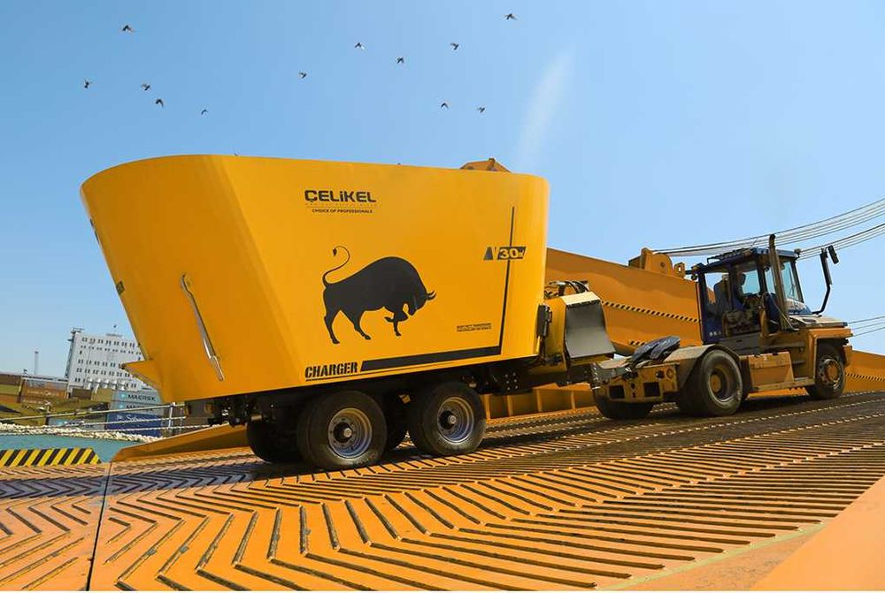 Кормораздатчики Celikel (Турция) Charger V3+1