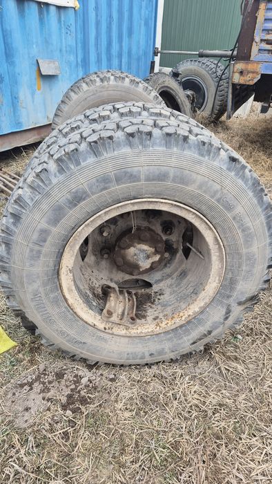 Мост прицепа {Ось}