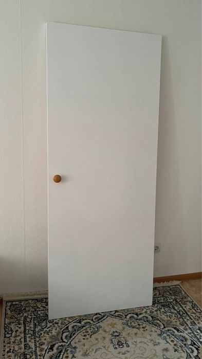 Продам двери от застройщика