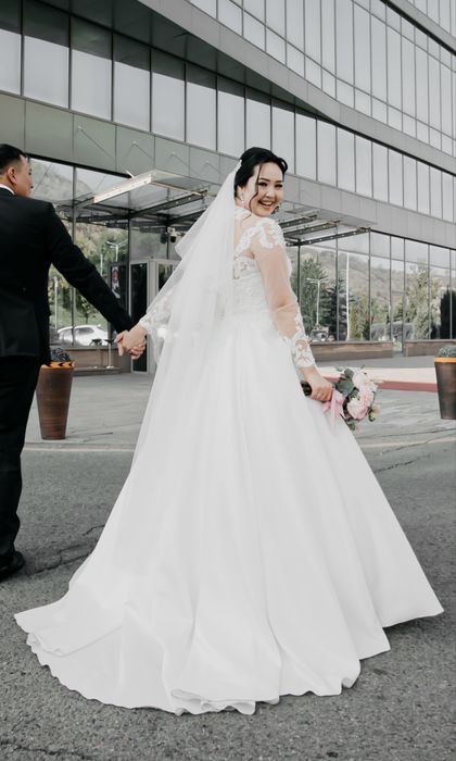 Свадебное платье