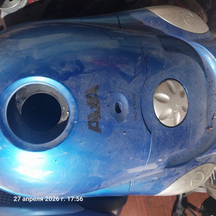 Продам два пылесоса