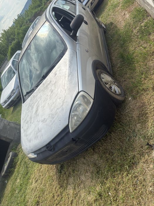 Dezmembrez Opel Corsa 1.2 benzina an 2004