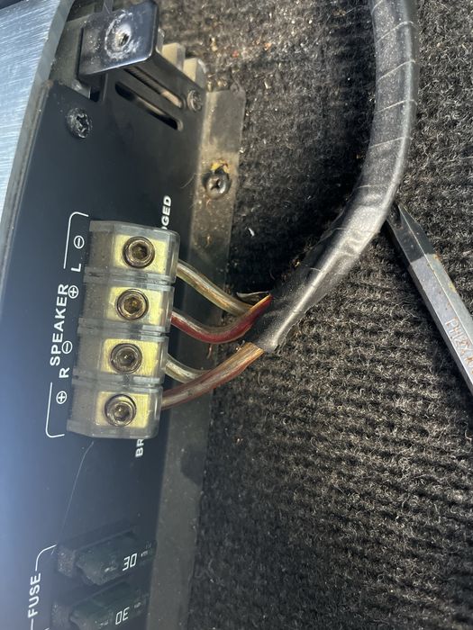 Subwoofer auto Magnat Express