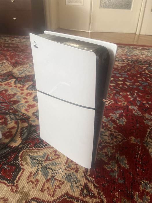 Ps 5 aproape nou+resident evil 4 ,fc 25 ,minecraft