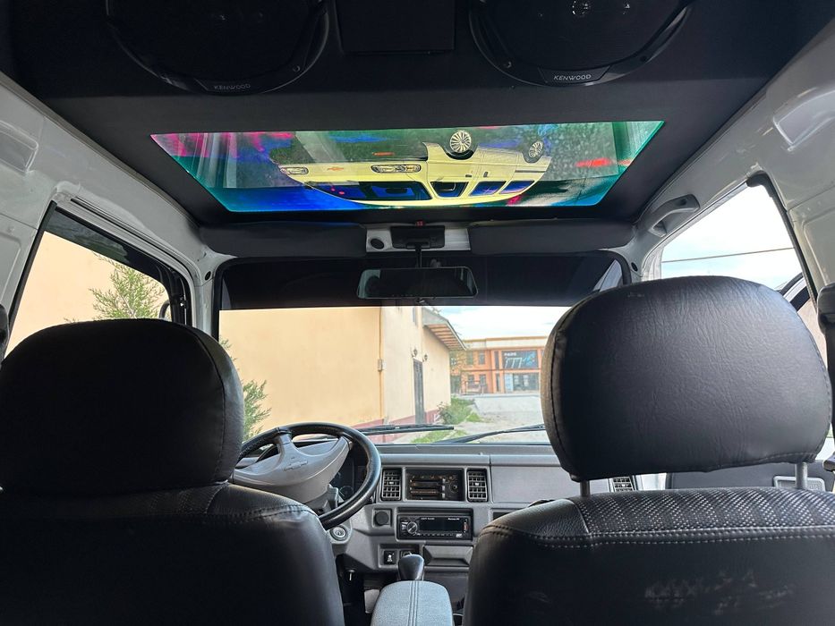 Damas srochno sotiladi