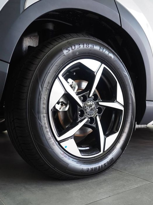 Byd Yuan Up 30% boshlang'ich to'lov bilan