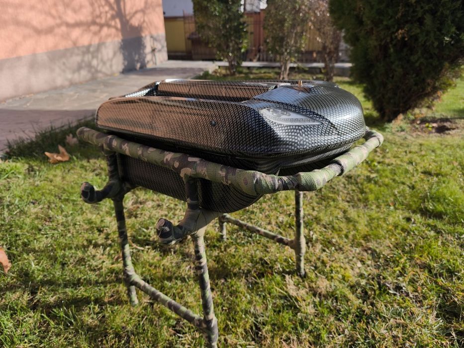 Лодка за захранка Carplounge RT4 + сонар + автопилот/GPS