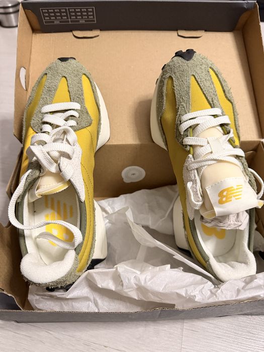 Adidași New Balance 327 (U327VC) – galben/olive – noi – cu cutie