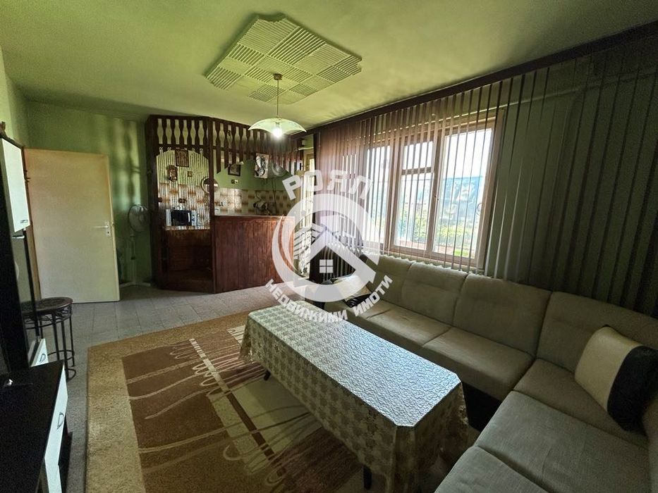 Продава се Къща в с. Йоаким Груево, Област Пловдив - 400 кв.м за 450 €/кв.м - Снимка #11