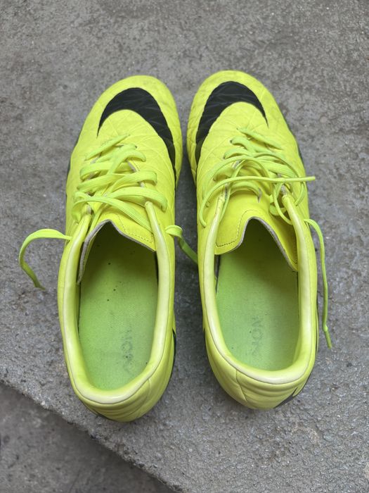 Бутонки Nike Hypervenom Phelon II