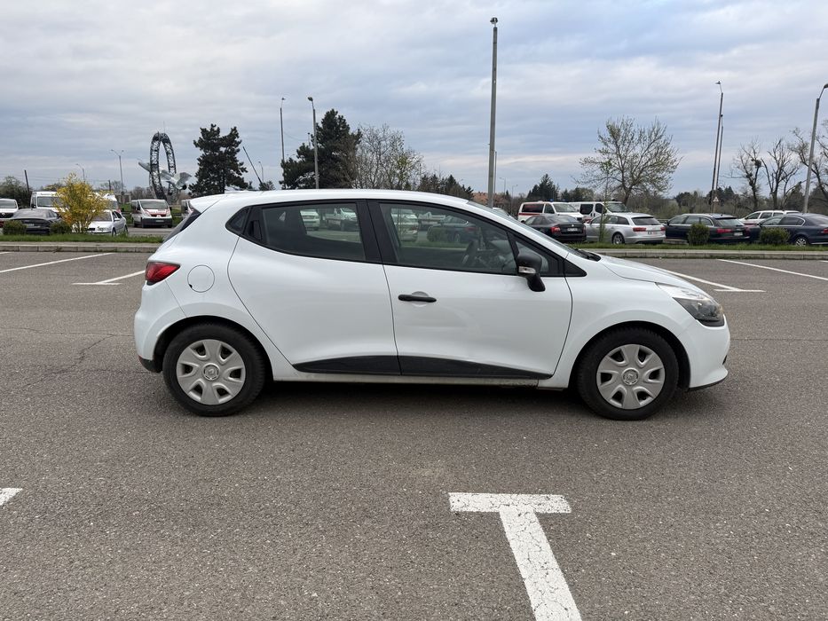 Renault Clio an 2016 motor 1.5 diesel euro 6 acc si schimb + -ofer diferentă (bmw-audi)
