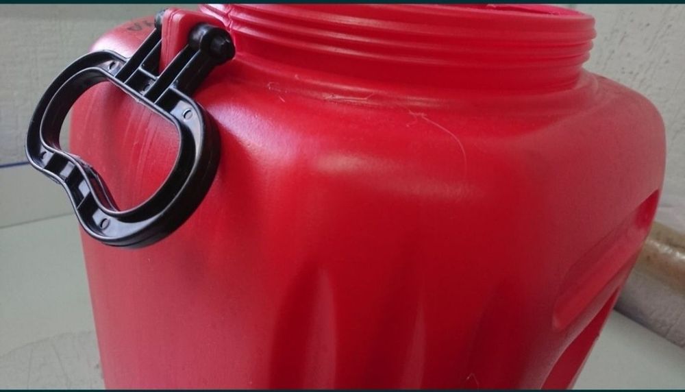 Бочка 60 литров пищевые