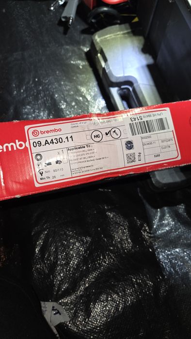 спирачен диск BREMBO с номер 09.A430.11 за PEUGEOT 407