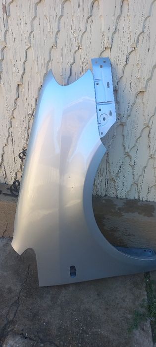 Vand Aripa stanga Wolkswagen Caddy,  noua ,vopsita