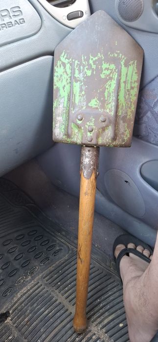 Военна сгъваема сапьорна лопата, (СССР/България)