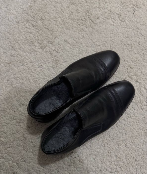 Кожаные туфли с мехом