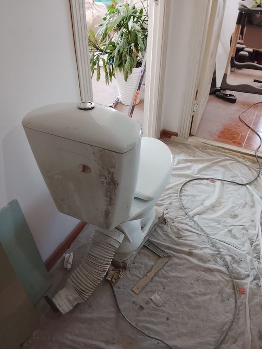 Продам унитаз бу