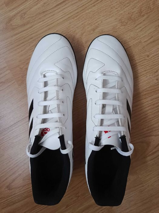 Обувки за футбол - Adidas