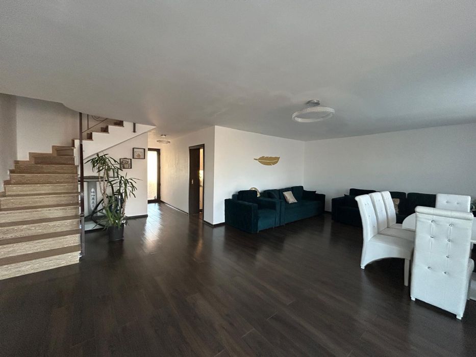 Casa de vanzare in simeira!