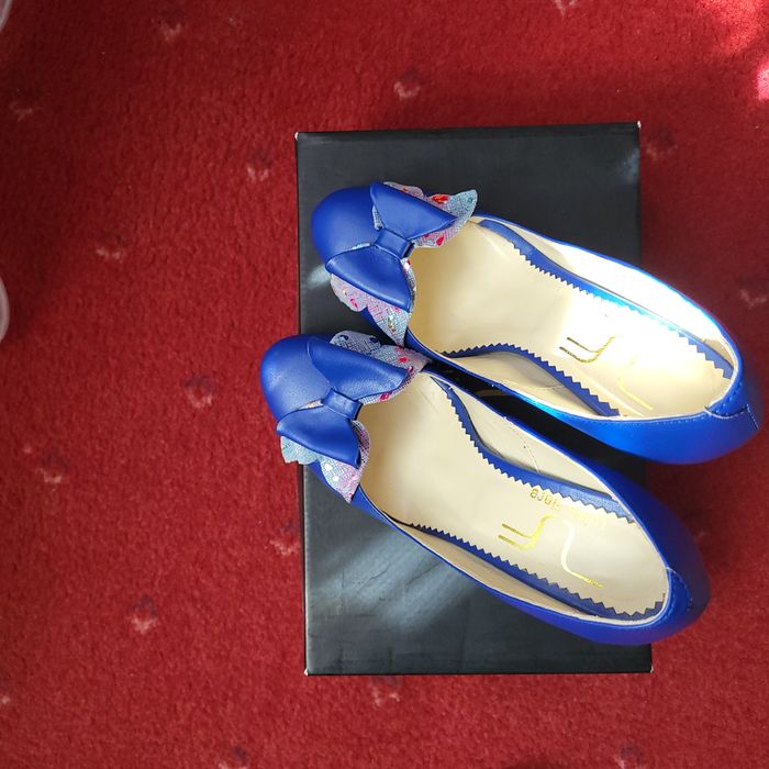 Pantofi piele eleganți albaștri cu fundiță – mărimea 37