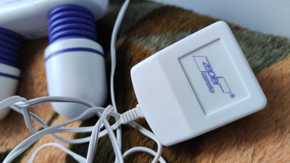 Aparat pentru masaj -Zephyr Cosmetics Contourelle