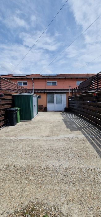 Casa tip multiplex de vanzare