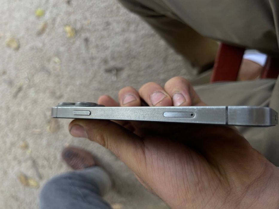 Iphone XR 15 pro qilinigan