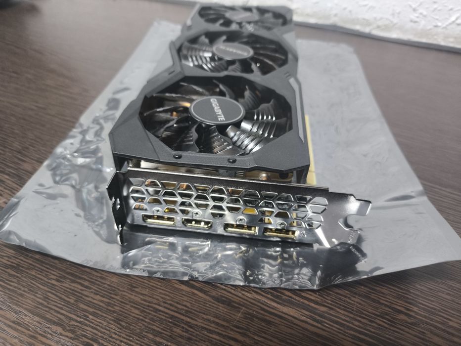 Gigabyte RTX2070Super 8Gb GDDR6