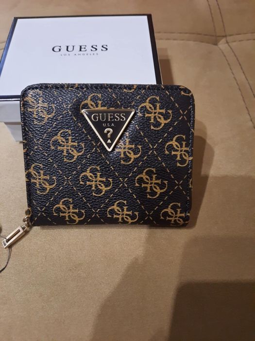 Оригинален портфейл Guess