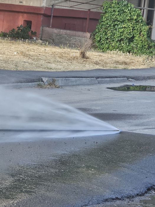 Канализатция тозалаш хизмати kanalizatsiya tozalash xizmati