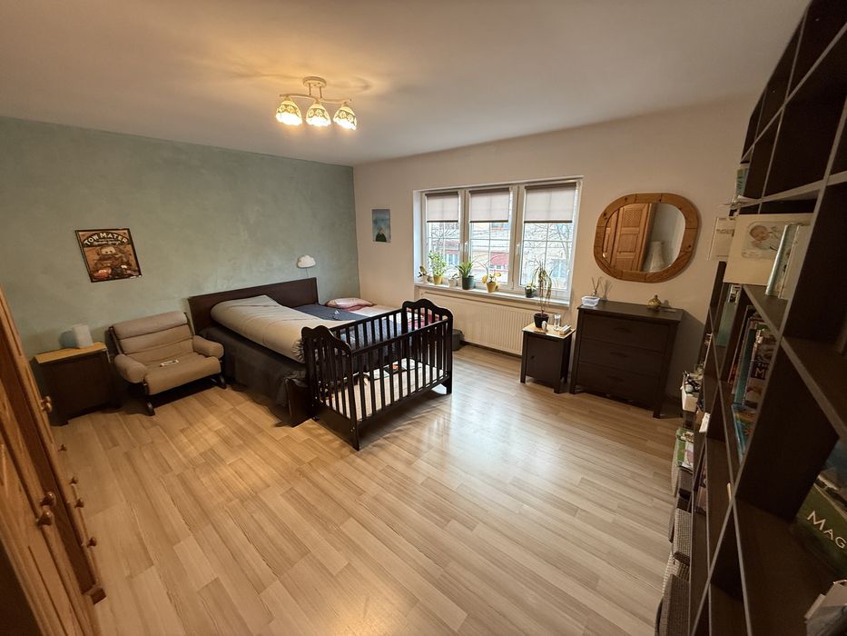 Ofer spre vanzare Apartament 3 camere in asociatie