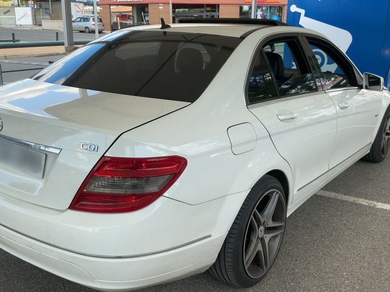 Mercedes-Benz C-Klasse C 200 CDI BlueEfficiency Avantgarde 2009