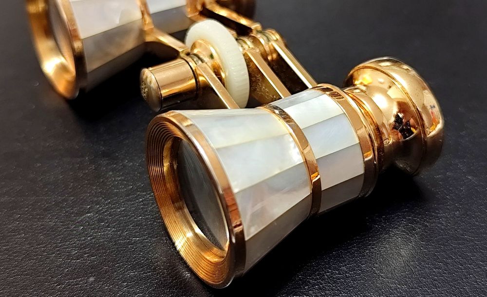 Revue de Luxe / Японски Ретро Бинокъл