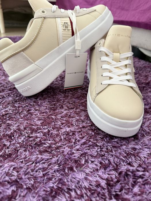 Кецове Tommi Hilfiger