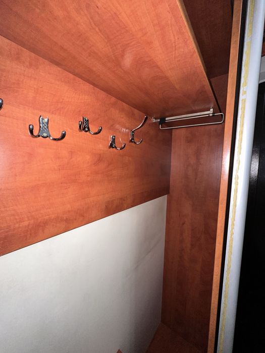 Шкаф для прихожей / коридора