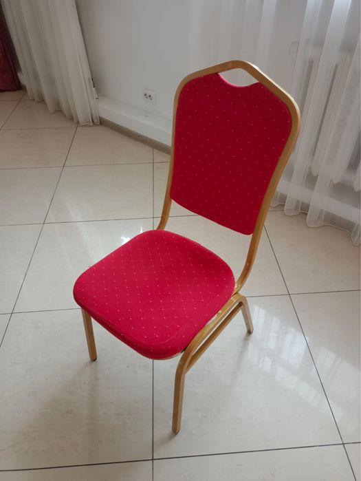 Банкетные стулья