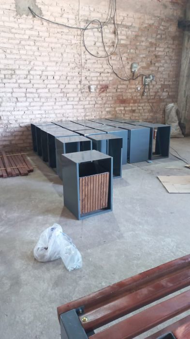 Улечный урный и лавочки