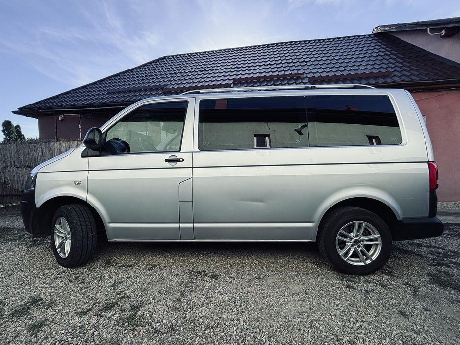 Volkswagen Caravelle 2015