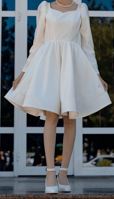 Продам платья для свадьбы и свадебное платье