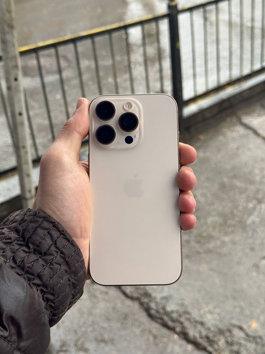 Iphone 16 pro 89 yom 128gb srocni