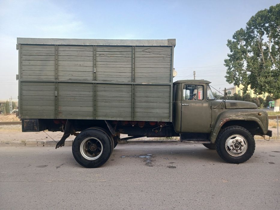 Zil 130 Ural mator