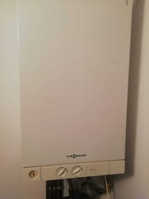 Vand centrala termica VIESSMAN Vitopend 100 VHOA in stare de functionare