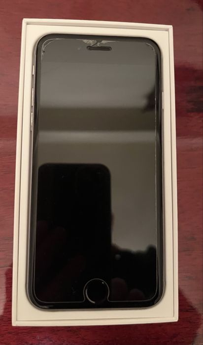 Ofer spre vanzare Telefon iphone 6 16GB utilizat,in stare buna