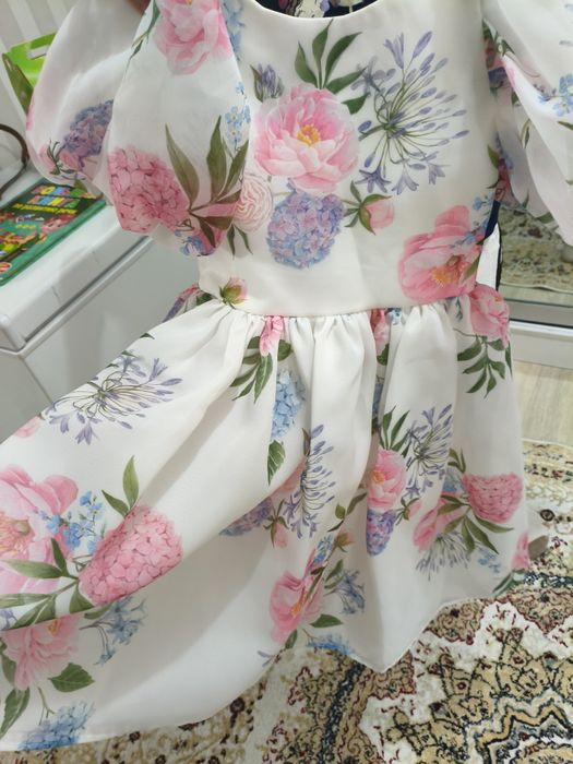 Платье на девочку