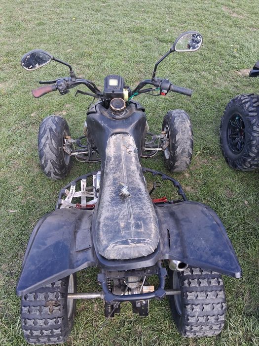 Vand atv  de 250 sau schimb cu cross 250